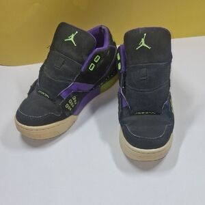 Jordan Kids Black and Purple Sneakers with Green Accents